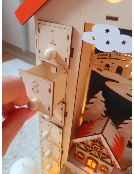 Adventski kalendar drveni