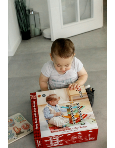 Staza za autiće na 4 razine