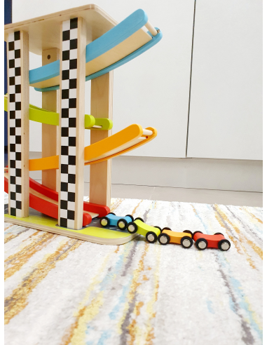 Staza za autiće na 4 razine