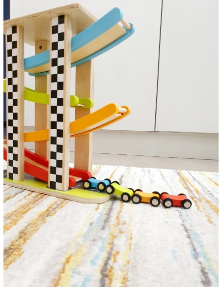 Staza za autiće na 4 razine