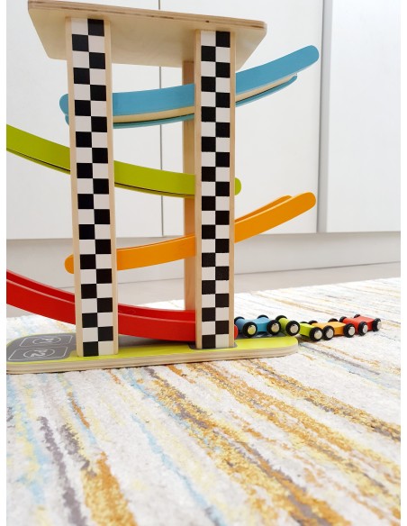 Staza za autiće na 4 razine