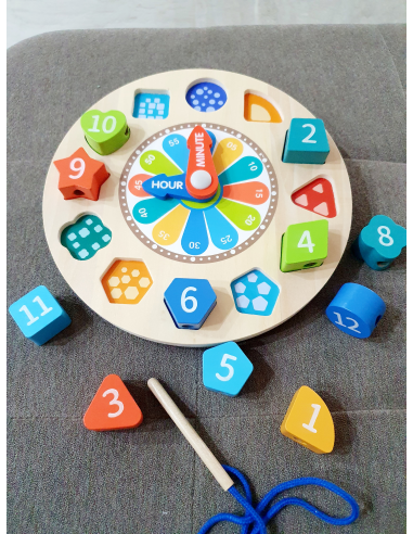 CRNI PETAK - AKCIJA! Sat - slagalica koji svijetli u mraku